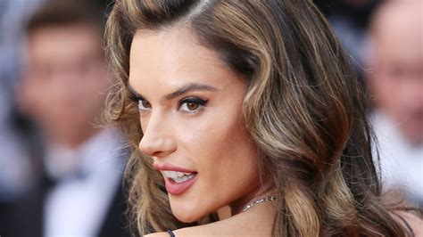 alessia ambrosio|Alessandra Ambrosio: From Model To Fashion Icon .